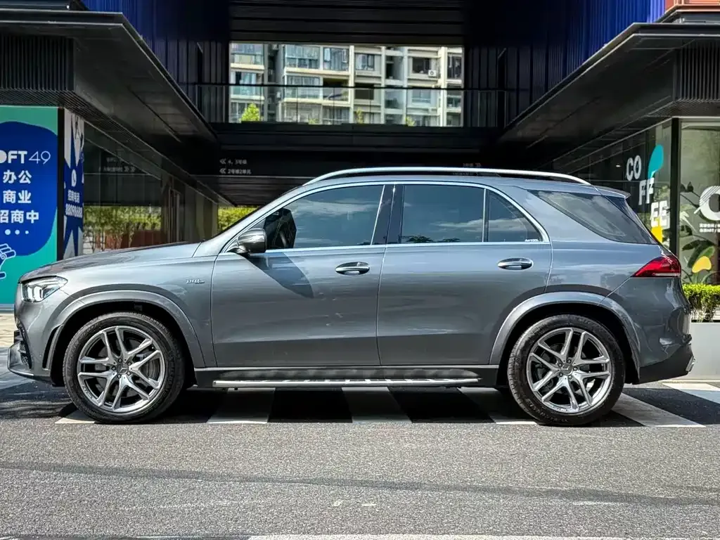 Mercedes-Benz GLE AMG — фото 3