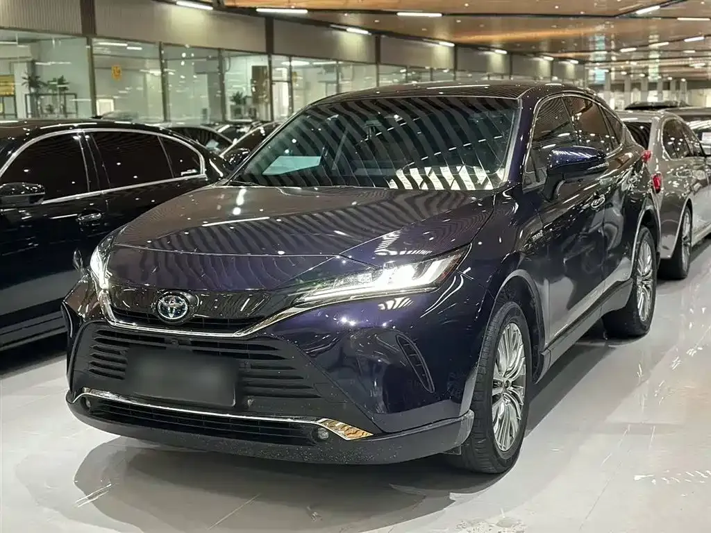 Toyota Harrier — фото 2
