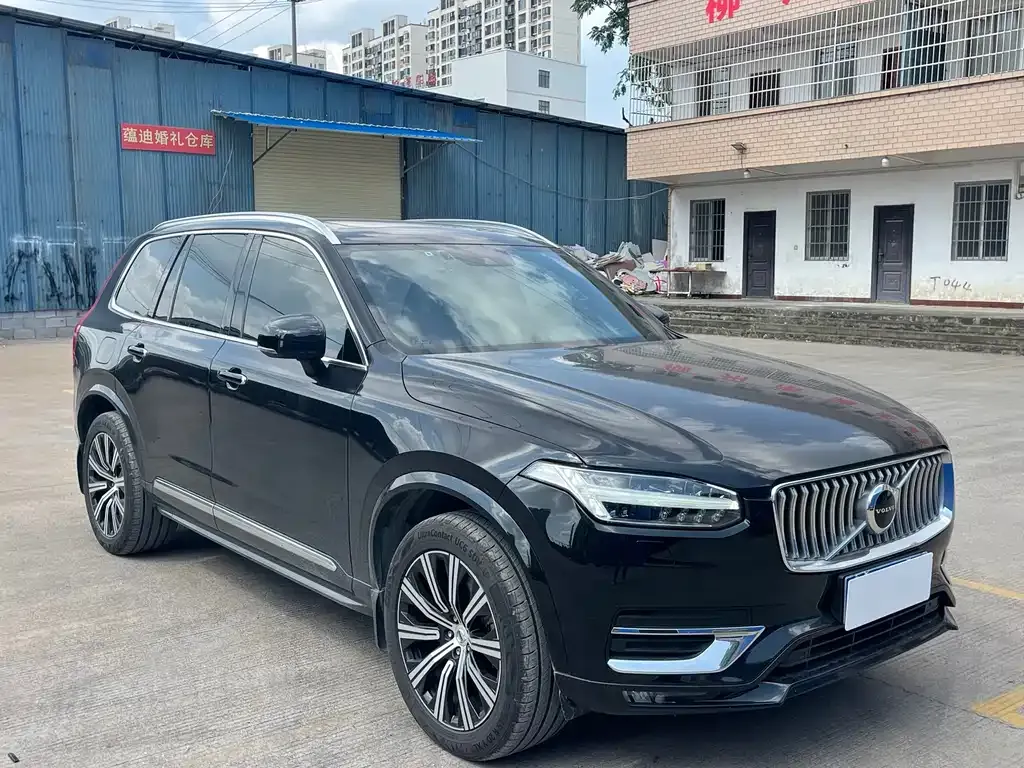 Volvo XC90 — фото 3