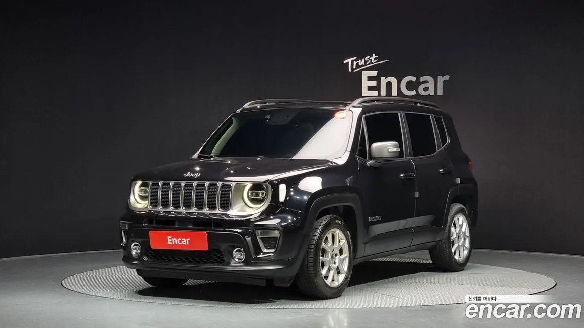 Jeep Renegade — фото 1