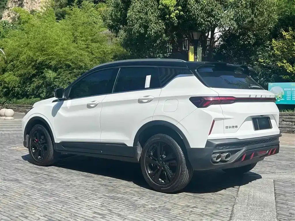 Geely Binyue — фото 10