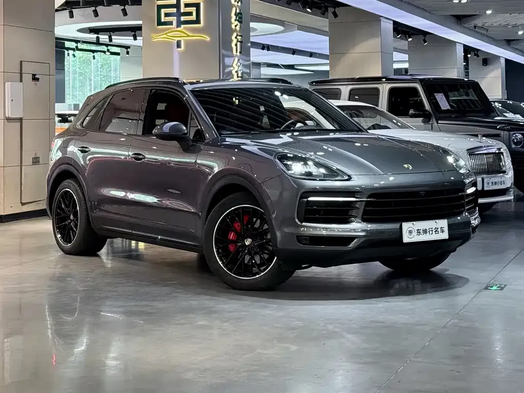 Porsche Cayenne — фото 3