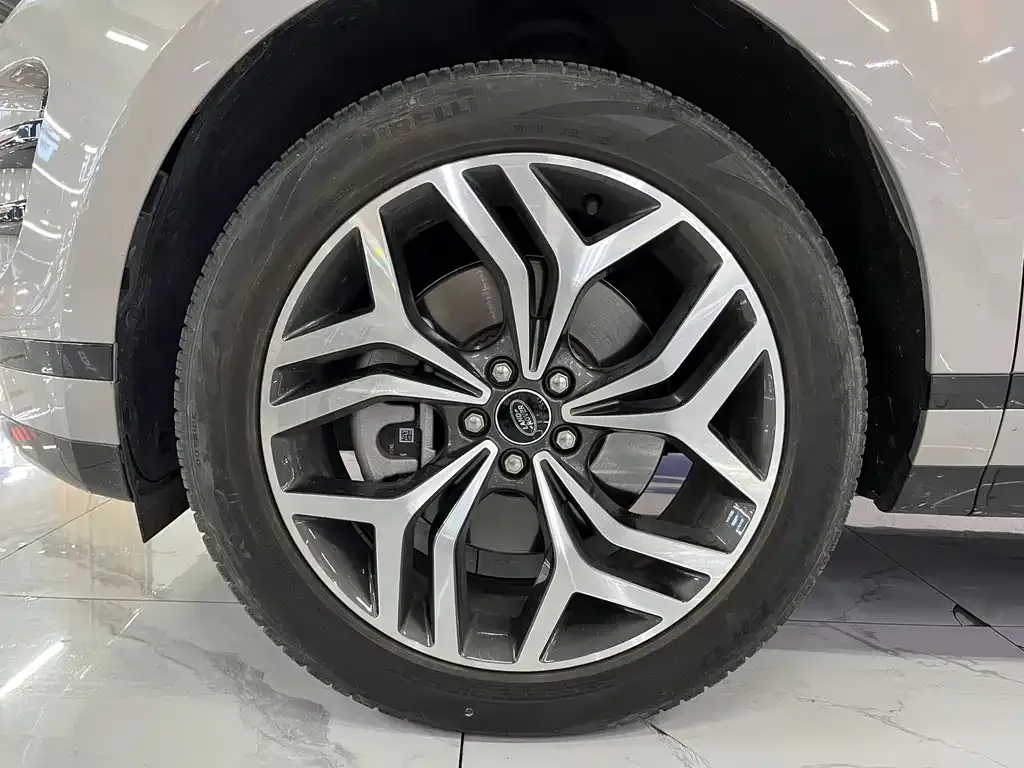 Land Rover Evoque — фото 7