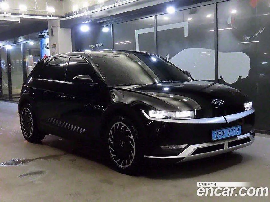 Hyundai Ioniq5 — фото 1