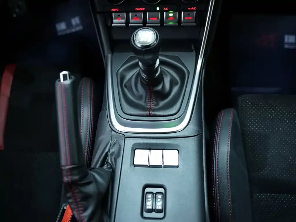 Subaru BRZ — фото 10