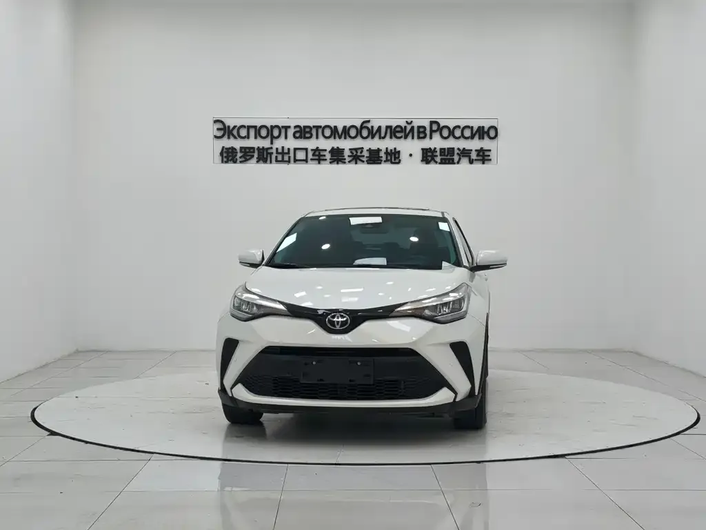 Toyota C-HR — фото 2