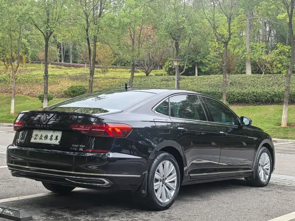 Volkswagen Passat — фото 4