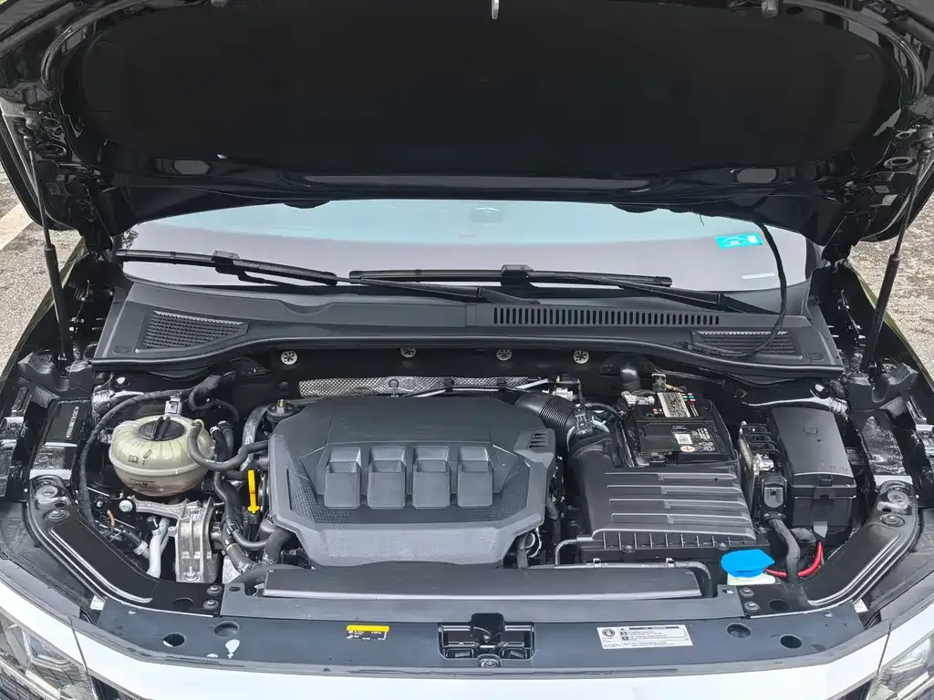 Volkswagen Passat — фото 8