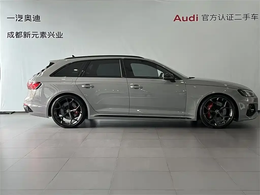 Audi RS 4 — фото 3