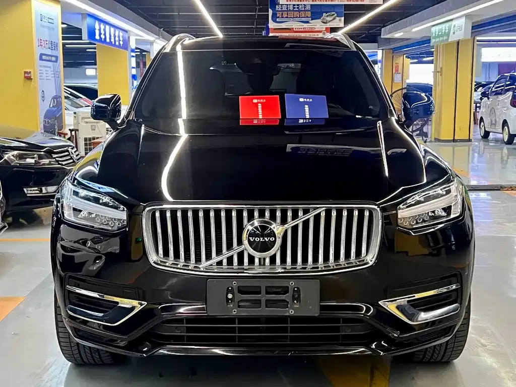 Volvo XC90 — фото 2