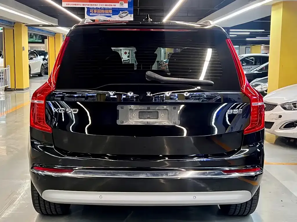 Volvo XC90 — фото 5
