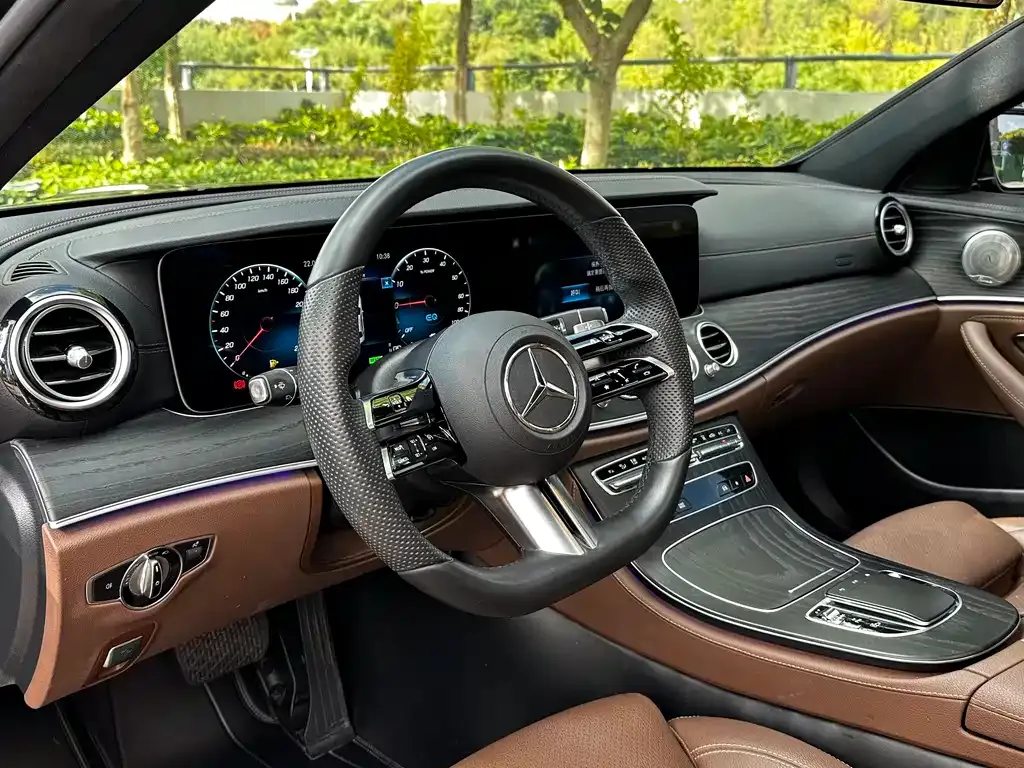 Mercedes-Benz E-Class New Energy — фото 5