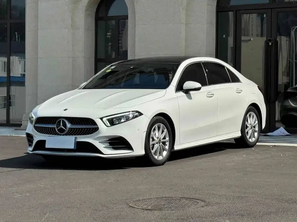 Mercedes-Benz A-Class — фото 1