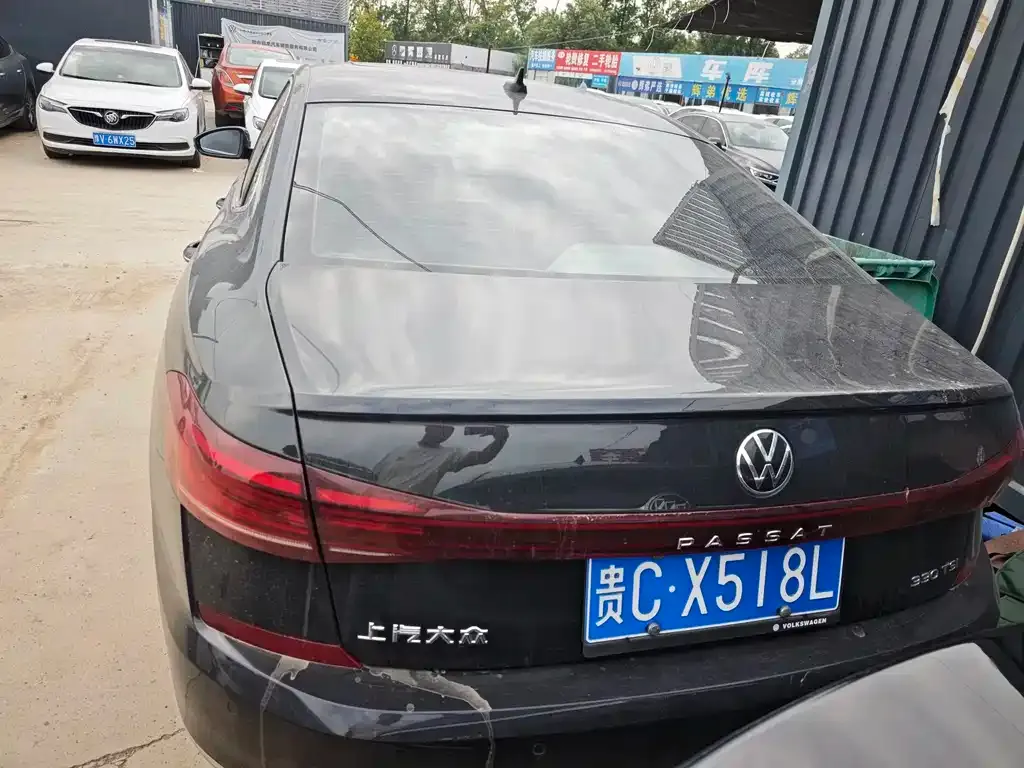 Volkswagen Passat — фото 10