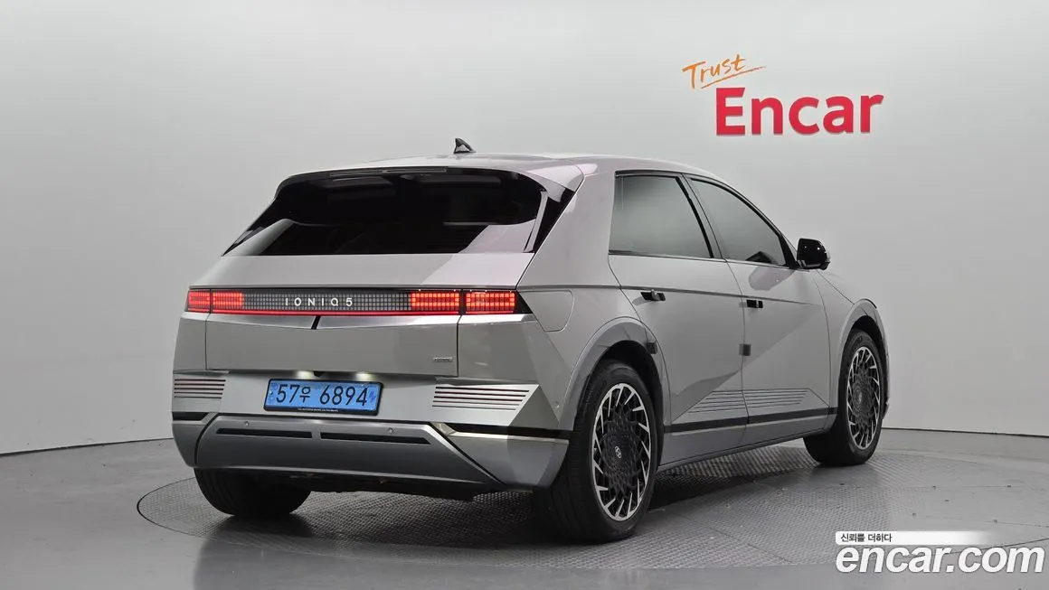 Hyundai Ioniq5 — фото 2