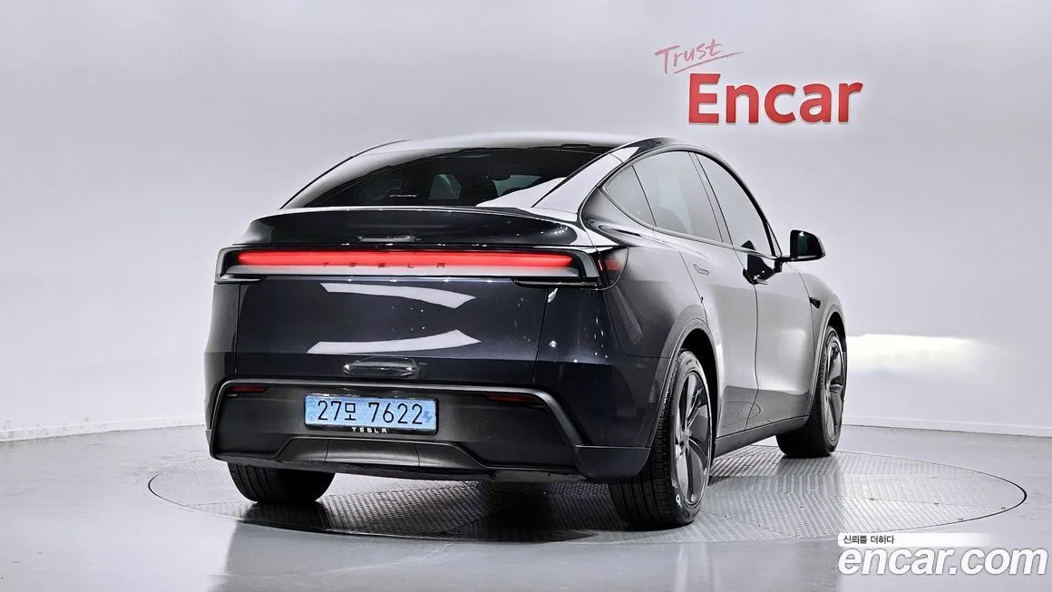 Tesla Model Y — фото 2