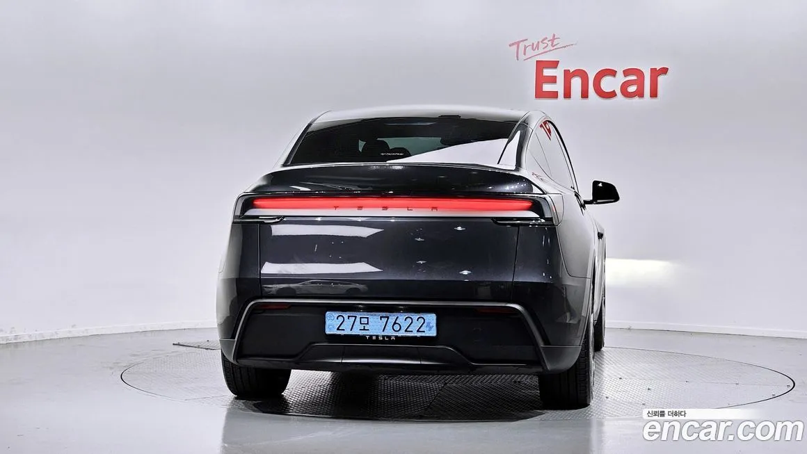 Tesla Model Y — фото 4