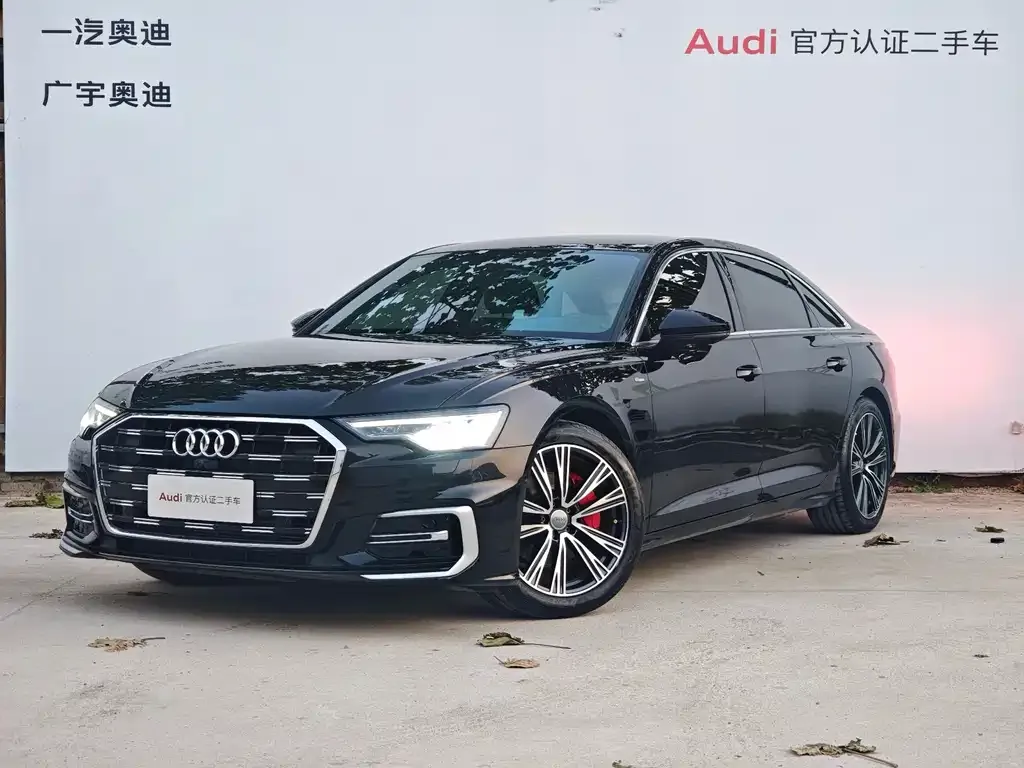 Audi A6L — фото 1