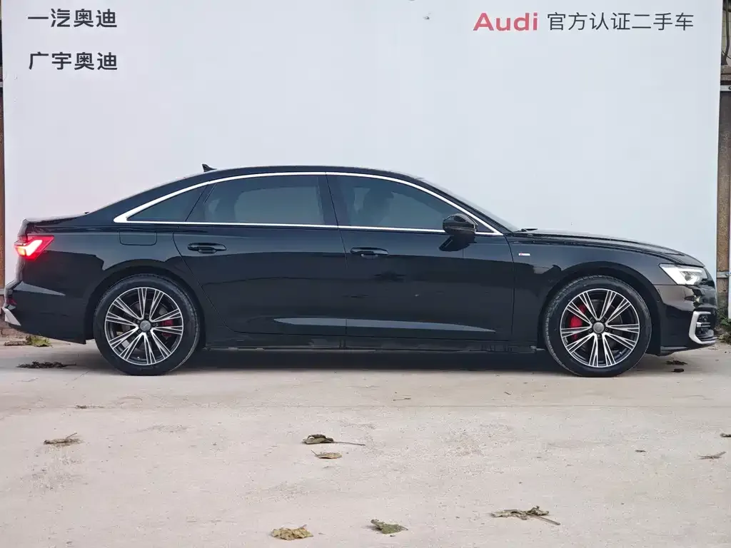 Audi A6L — фото 5