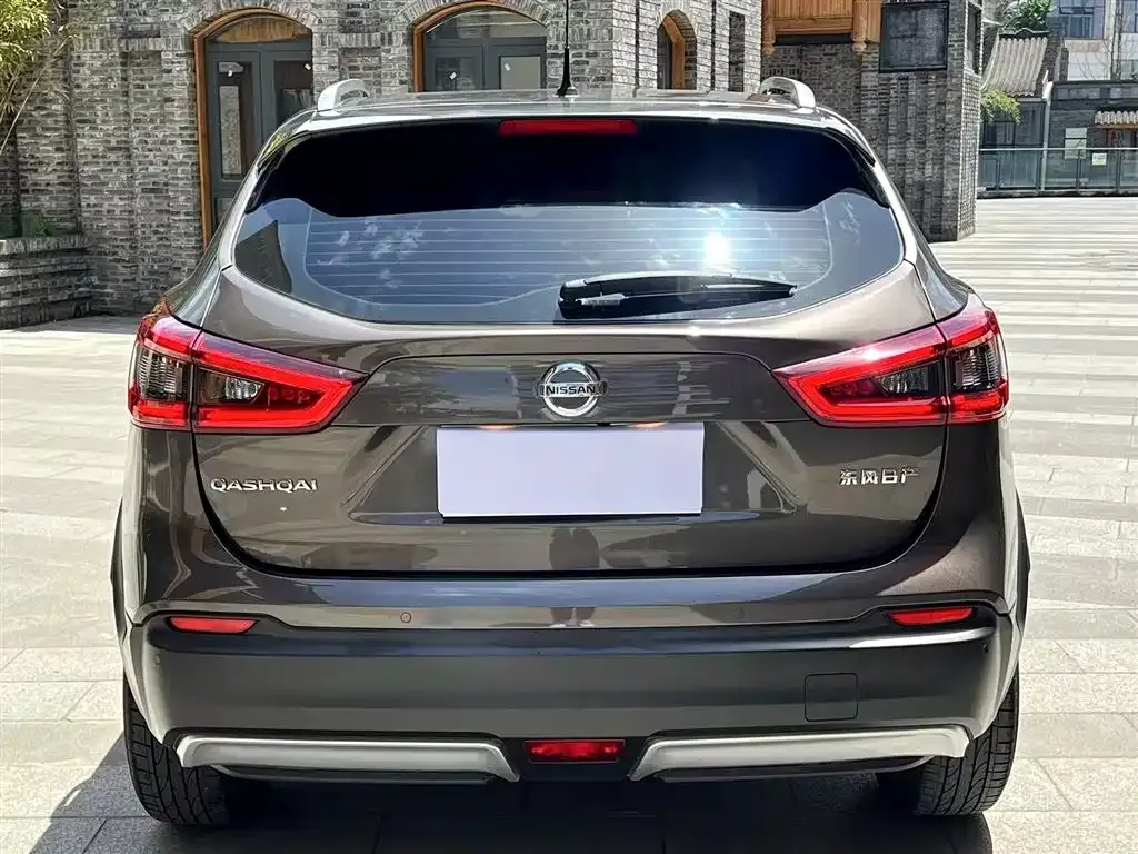 Nissan Qashqai — фото 6