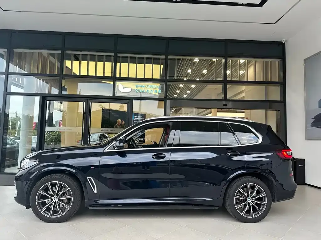BMW X5 — фото 2