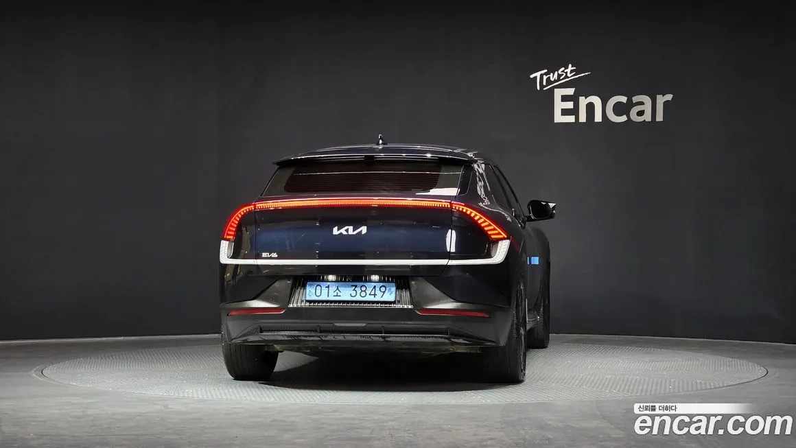 Kia EV6 — фото 4