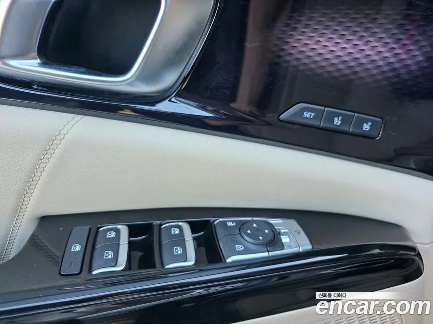 Kia Carnival — фото 10