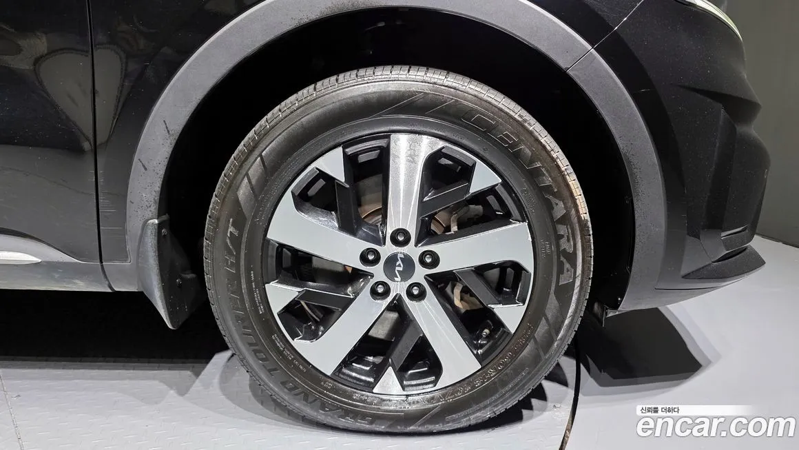 Kia Sorento — фото 5
