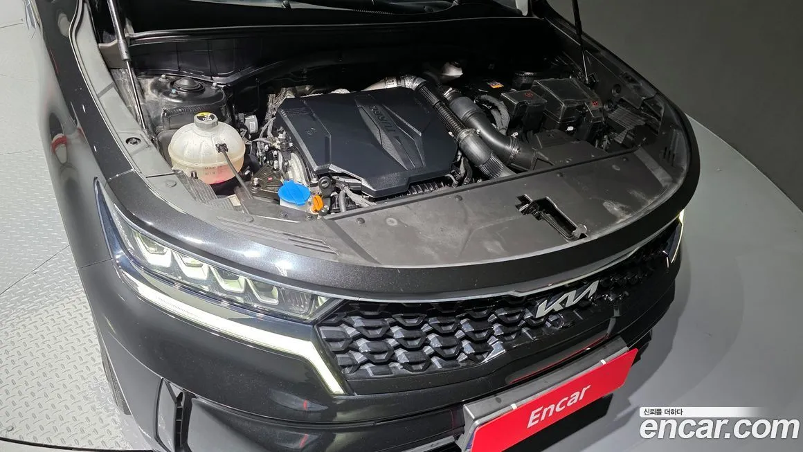 Kia Sorento — фото 6