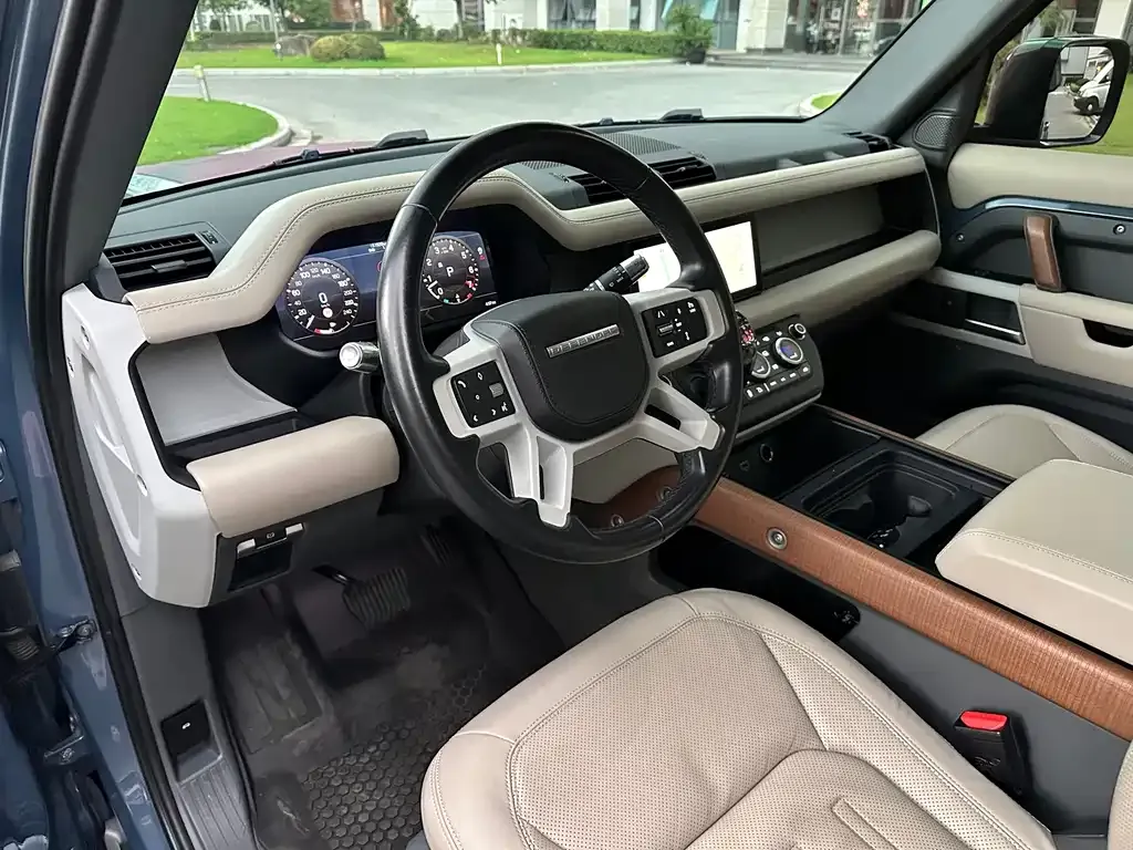 Land Rover Defender — фото 9
