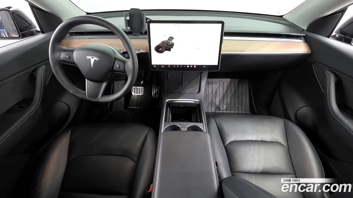 Tesla Model Y — фото 7