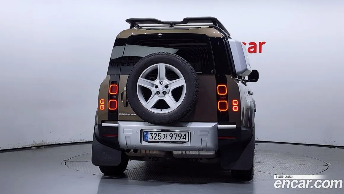 Land Rover Defender — фото 4