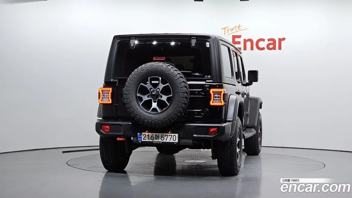 Jeep Wrangler — фото 4