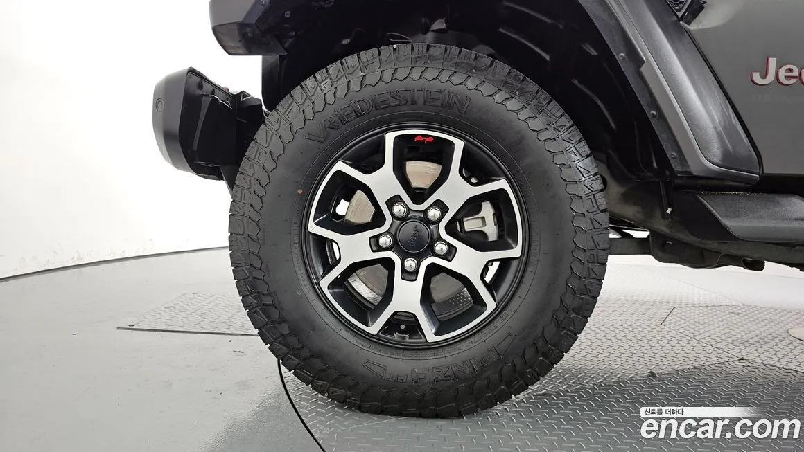 Jeep Wrangler — фото 5