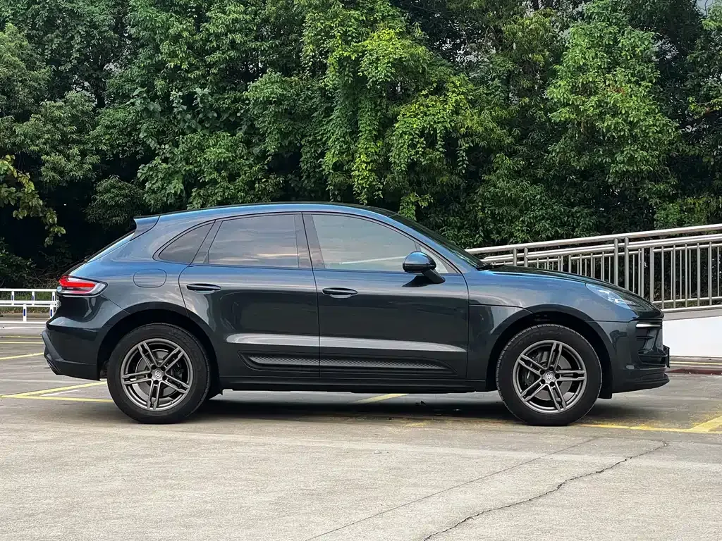 Porsche Macan — фото 10