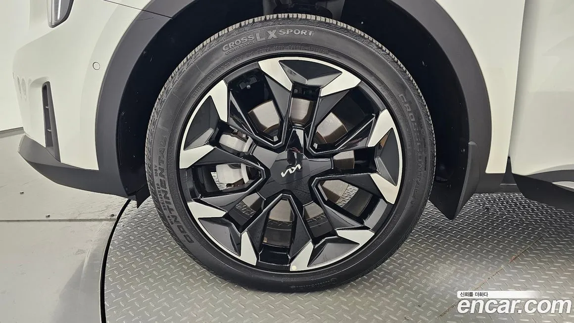 Kia Sorento — фото 5