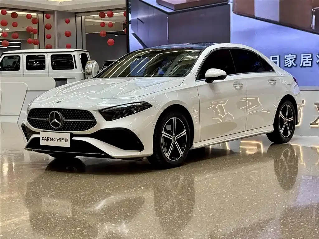 Mercedes-Benz A-Class — фото 1