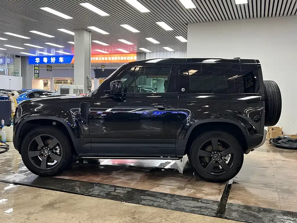 Land Rover Defender — фото 5