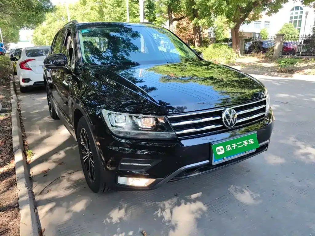 Volkswagen Tiguan L — фото 4