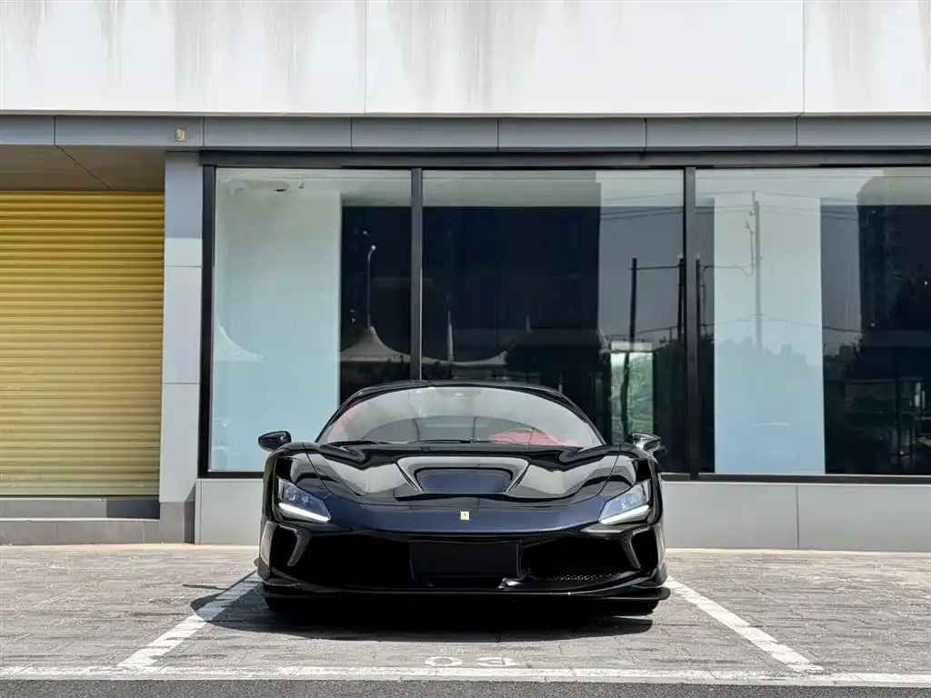 Ferrari F8 — фото 2