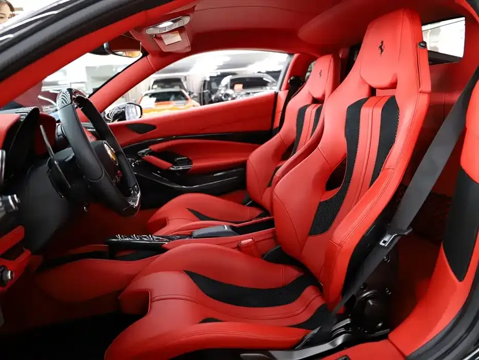 Ferrari F8 — фото 6