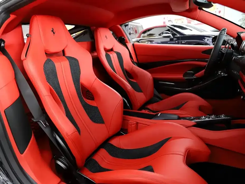 Ferrari F8 — фото 7
