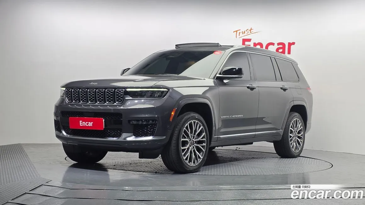 Jeep Cherokee — фото 1