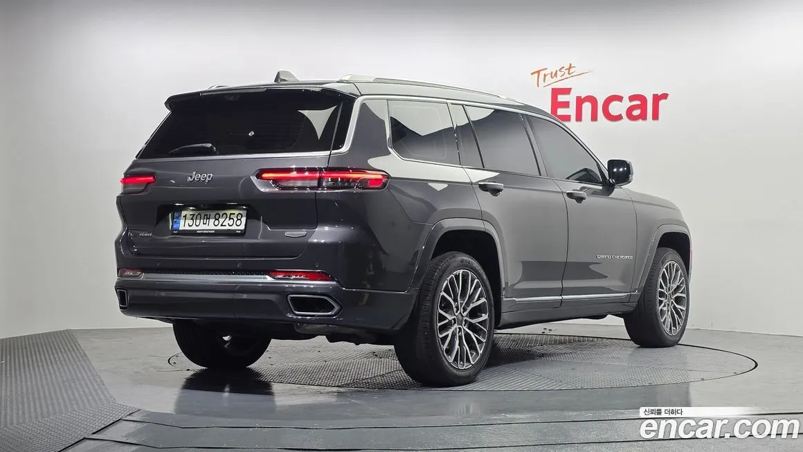Jeep Cherokee — фото 2