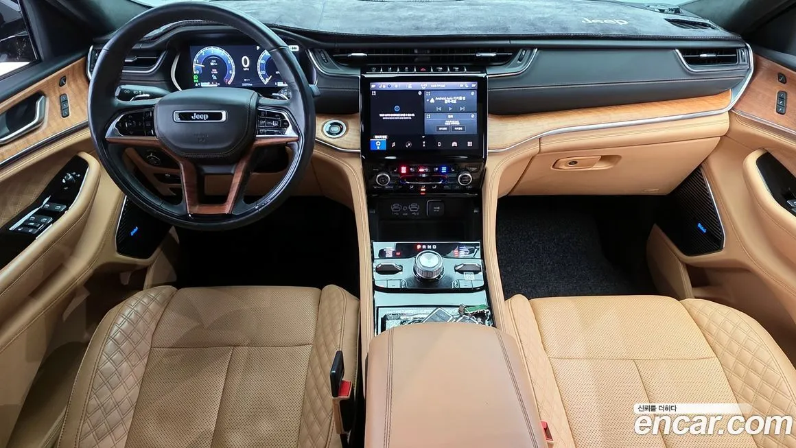 Jeep Cherokee — фото 7