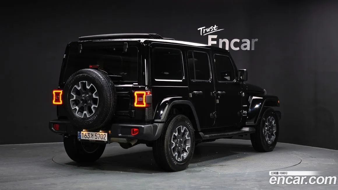 Jeep Wrangler — фото 2