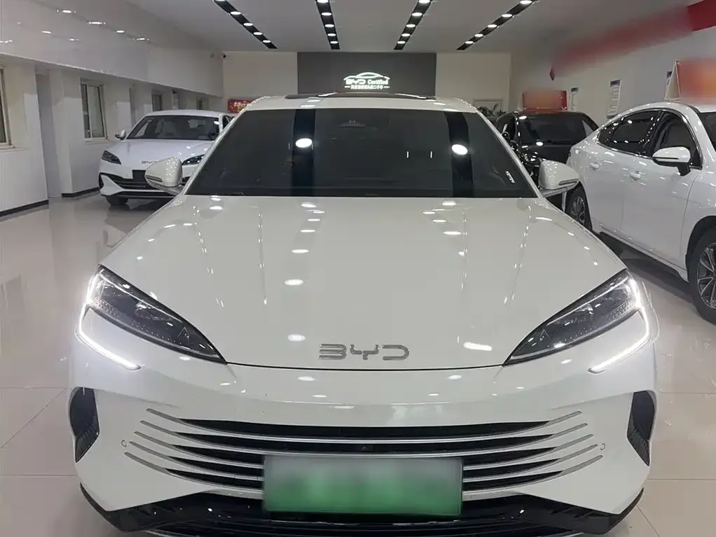 BYD Seal 07 DM-i — фото 3