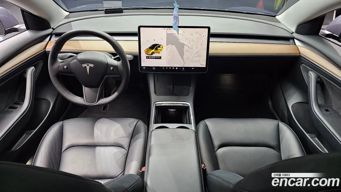 Tesla Model 3 — фото 7