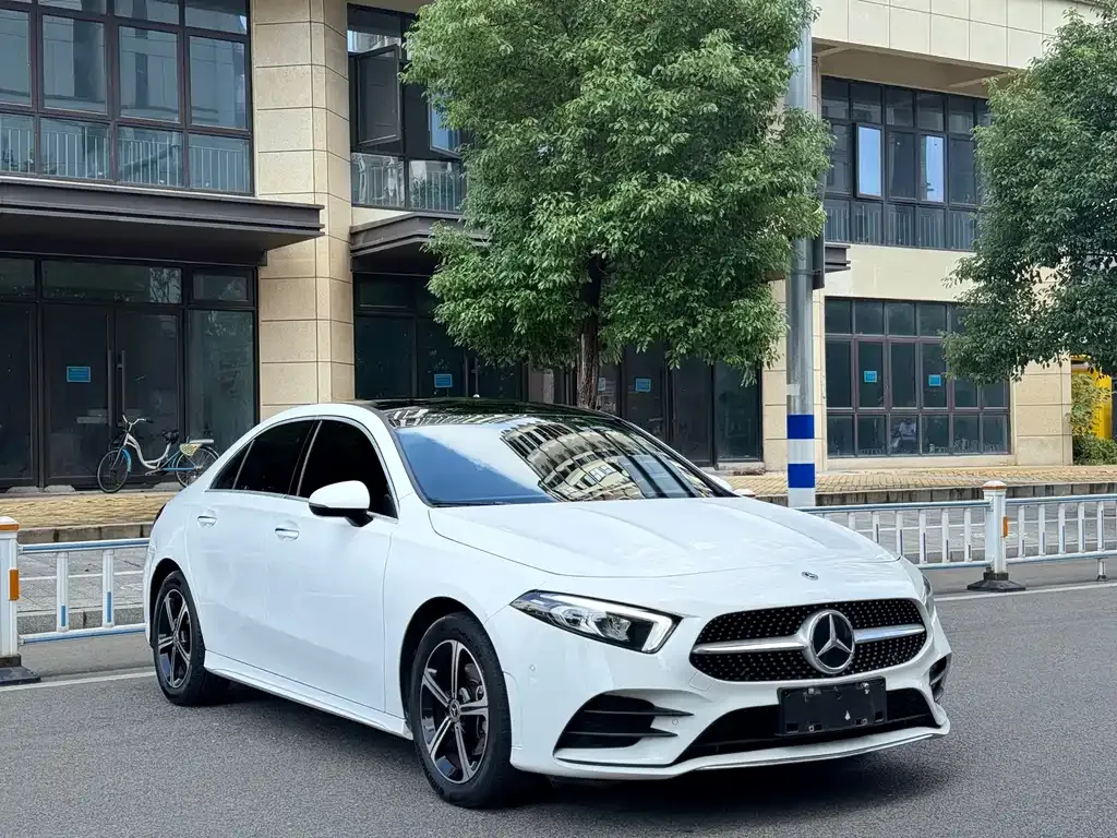 Mercedes-Benz A-Class — фото 2