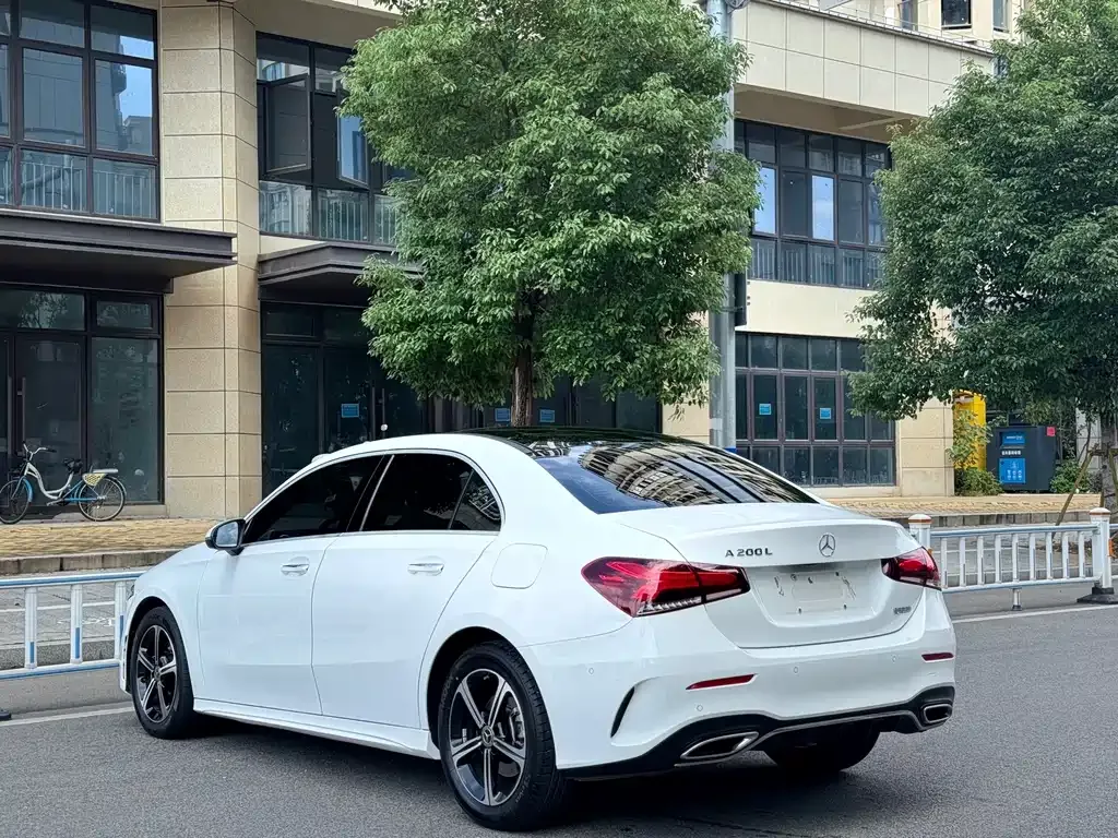 Mercedes-Benz A-Class — фото 3